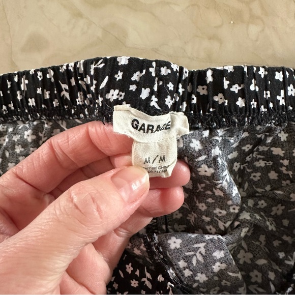 Garage ditsy floral shorts - Picture 3 of 3